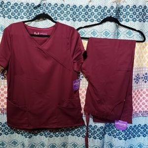 Scrub set
